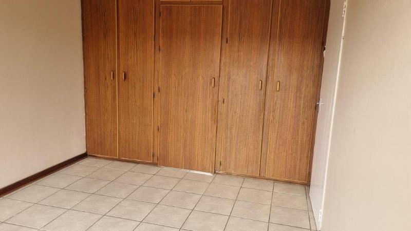 1 Bedroom Property for Sale in Ladybrand Free State